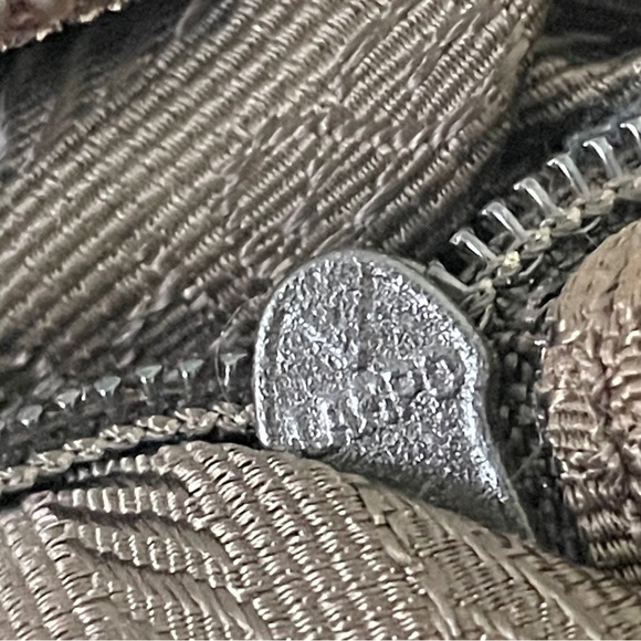 Prada green brown nylon triangle logo camera case crossbody bag - Picture 11 of 12